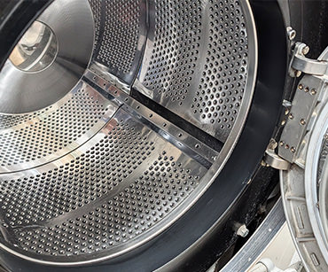 冬物衣類のクリーニングと保管のポイント